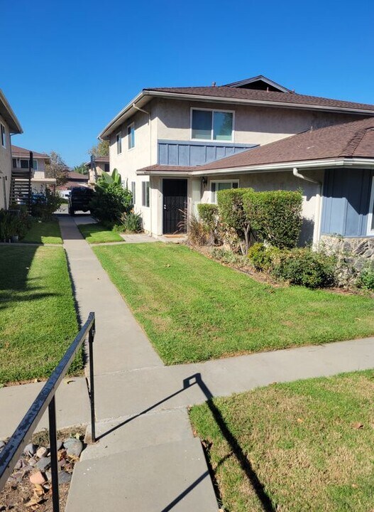 12132 Wintergreen Dr in Lakeside, CA - Building Photo