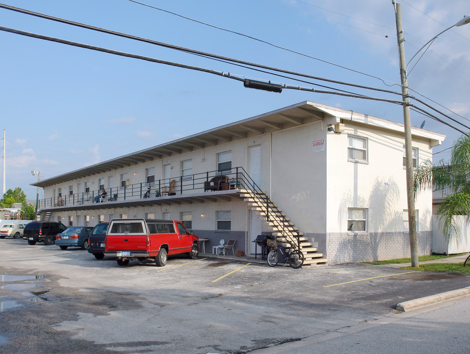 Veterans Village in Cocoa, FL - Building Photo