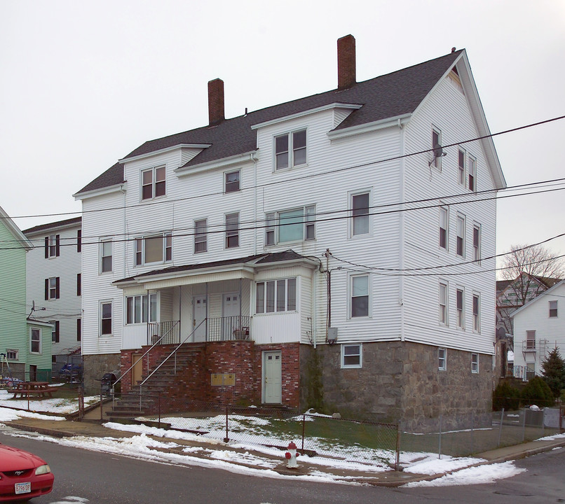 51-57 Locust St in Fall River, MA - Building Photo