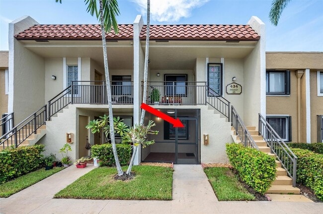 property at 434 Lakeview Dr