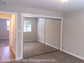 801 Meadowsweet Dr in Corte Madera, CA - Foto de edificio - Building Photo