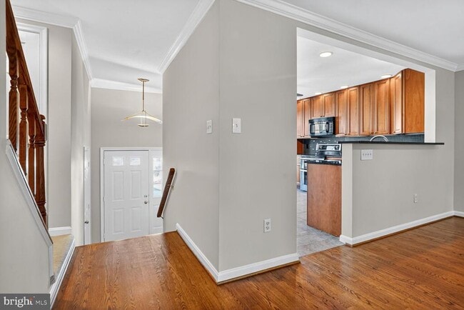 property at 6836 Kerrywood Cir