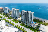 Ocean Towers in Boca Raton, FL - Foto de edificio - Building Photo