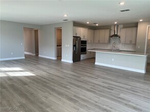 2063 Grove Dr in Naples, FL - Building Photo - Building Photo