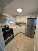 3205 NE 9th St, Unit 3