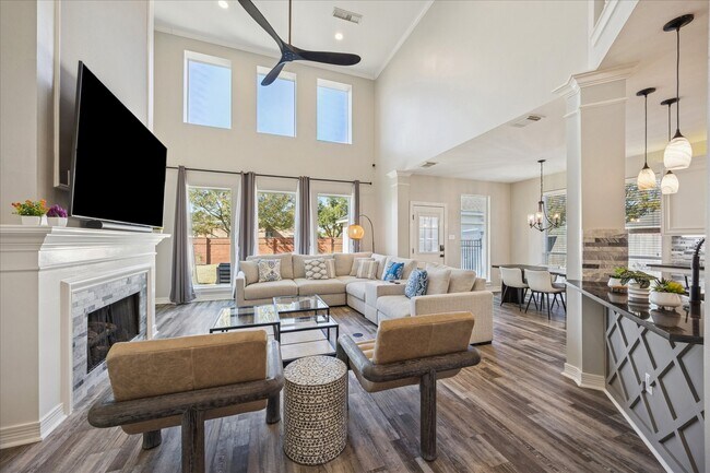 3010 Gorom Ct in Pearland, TX - Foto de edificio - Building Photo