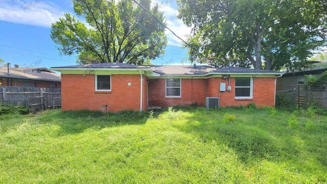 property at 816 Sandell Dr