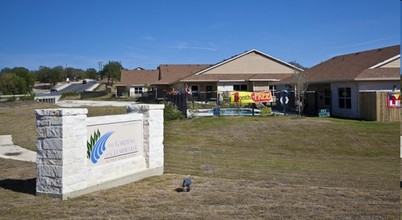 Gardens at Clearwater in Kerrville, TX - Building Photo - Building Photo