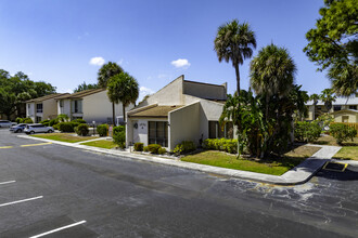 The 19th Hole Condominiums in Melbourne, FL - Building Photo - Building Photo