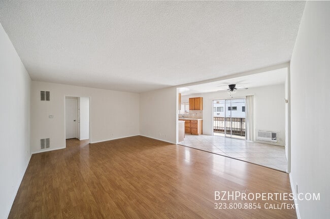 property at 1220 N Ogden Dr