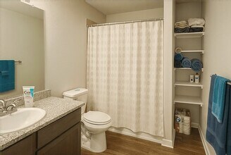 1928 Rd 5714 in Cleveland, TX - Building Photo - Building Photo