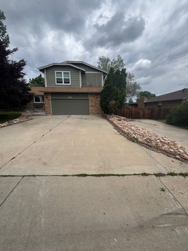 property at 155 W 9th Ave