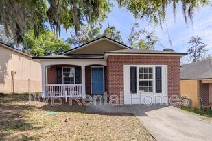 8526 Kona Ave in Jacksonville, FL - Building Photo