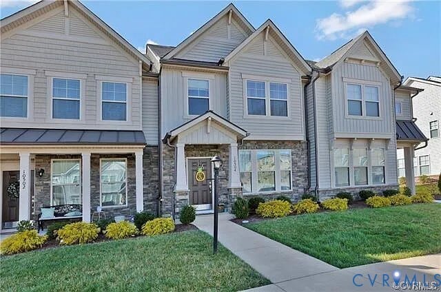 property at 10504 Marions Way