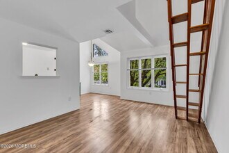 1 Central Ave in Atlantic Highlands, NJ - Building Photo - Building Photo
