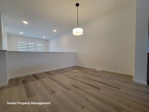6328-6176 176 Ave NW in Edmonton, AB - Building Photo - Building Photo