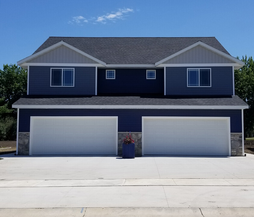 Willow Creek Townhomes in Mankato, MN - Foto de edificio