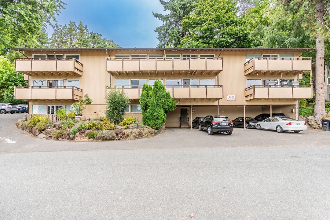 Mercer Park Apartments in Mercer Island, WA - Foto de edificio