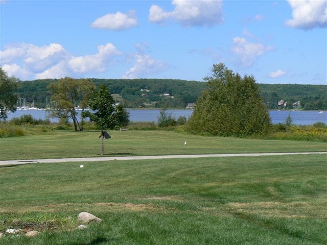 103 Robert St W in Penetanguishene, ON - Building Photo - Building Photo