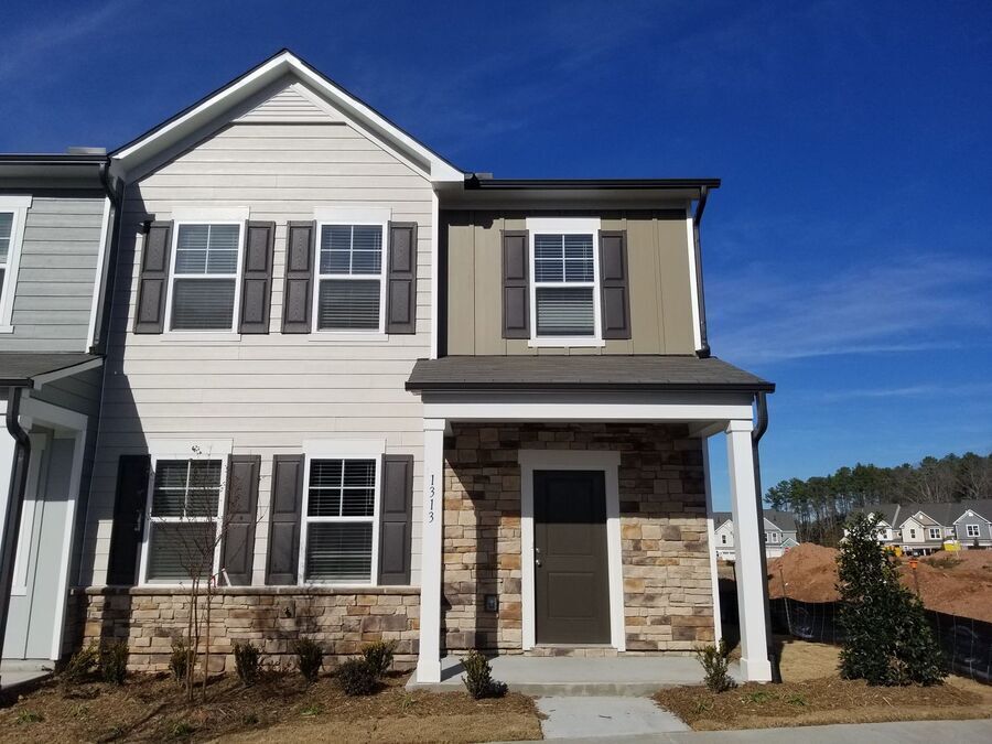 1313 Merrion Ave in Morrisville, NC - Building Photo