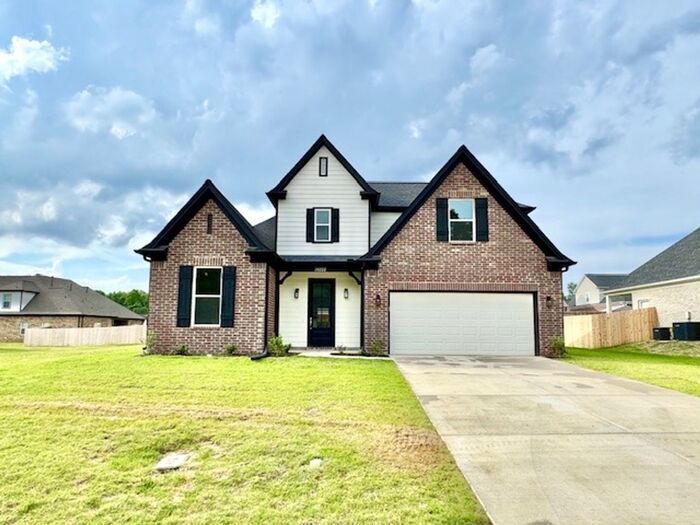 10222 March Mdws Wy in Olive Branch, MS - Building Photo