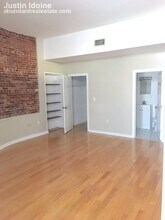 17 Bow St, Unit #16 in Somerville, MA - Building Photo - Building Photo