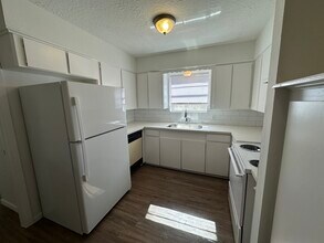 1522 N Thompson St in Conroe, TX - Building Photo - Building Photo