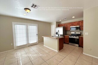 614 S 4th St in Avondale, AZ - Foto de edificio - Building Photo