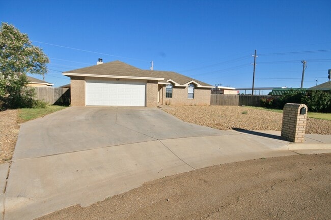528 La Salle Dr in Clovis, NM - Building Photo - Building Photo