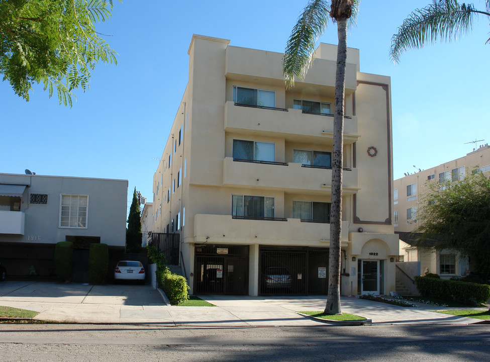 1922 Selby Ave in Los Angeles, CA - Building Photo