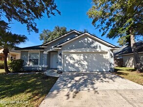 1250 Bedrock Dr in Orange Park, FL - Foto de edificio - Building Photo