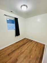 3604 W Diversey Ave, Unit G in Chicago, IL - Building Photo - Building Photo