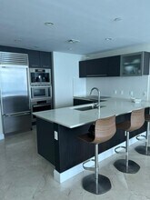 17001 Collins Ave in Sunny Isles Beach, FL - Building Photo - Building Photo