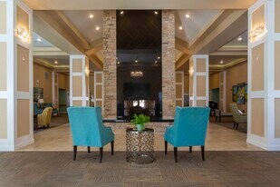 The Manor and Cottages at the Manor Arkansas Benton location in Benton, AR - Building Photo