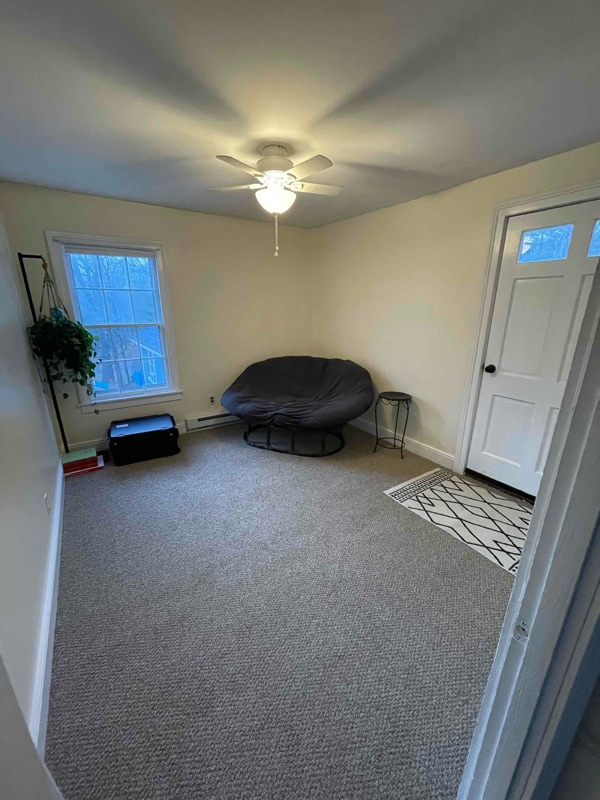 42 Thompson Rd in Thompson, CT - Building Photo - Building Photo
