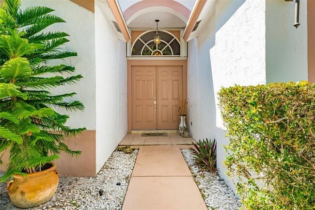 140 Paddock Ln in Greenacres, FL - Foto de edificio - Building Photo
