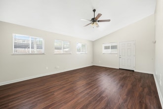 1876 S Roberta St in Salt Lake City, UT - Building Photo - Building Photo