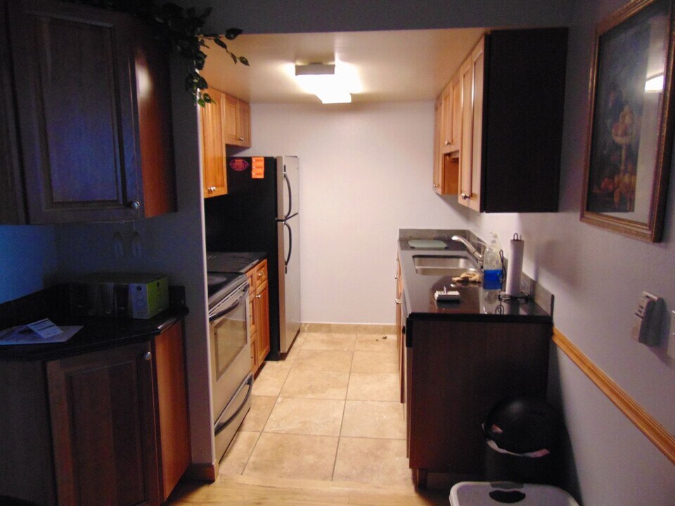 4600 E Asbury Cir in Denver, CO - Building Photo