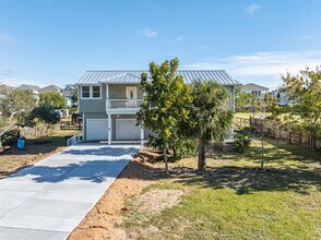 2118 103rd St in Galveston, TX - Building Photo - Building Photo