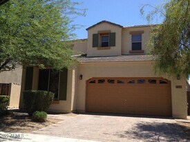 2311 W Hunter Ct in Phoenix, AZ - Building Photo