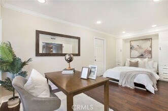 22631 Spring Lake Ln in Lake Forest, CA - Building Photo - Building Photo