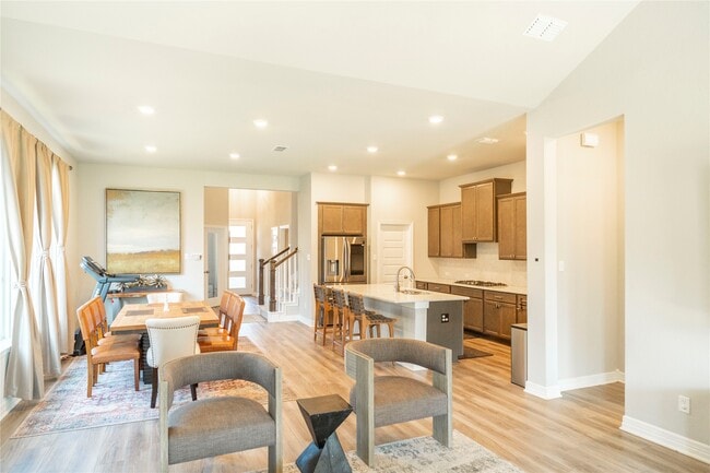 29023 Laurel Grove Ln