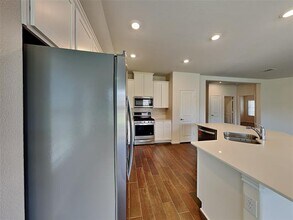 2907 Brady Starr Dr in Aubrey, TX - Building Photo - Building Photo