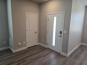 4832 River Roads Dr in Timnath, CO - Building Photo - Building Photo