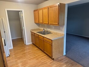 104 W Countryside Pkwy in Yorkville, IL - Building Photo - Building Photo