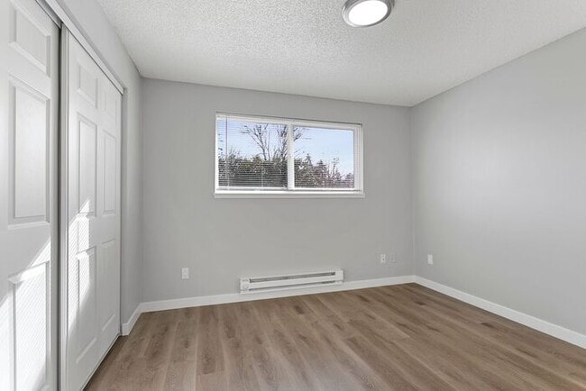 1010 SE 122nd Ave in Portland, OR - Building Photo - Building Photo