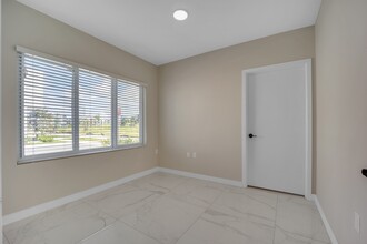 13825 SW 262nd Ln in Homestead, FL - Building Photo - Building Photo