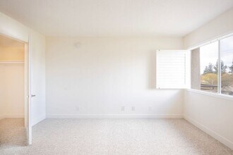 10020 Zelzah Ave in Los Angeles, CA - Building Photo - Building Photo