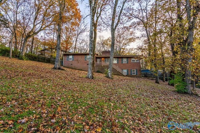 property at 702 Chambers Dr NE