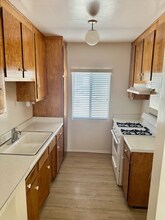 4350 Troost Ave in Studio City, CA - Building Photo - Building Photo